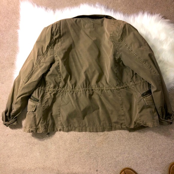 Army Green Spring Jacket - Picture 2 of 4